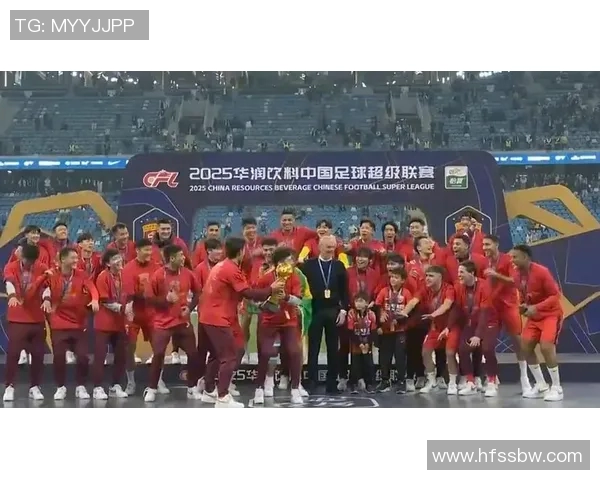 中超冠军之争：谁能最终捧起象征荣耀的奖杯成为新王者